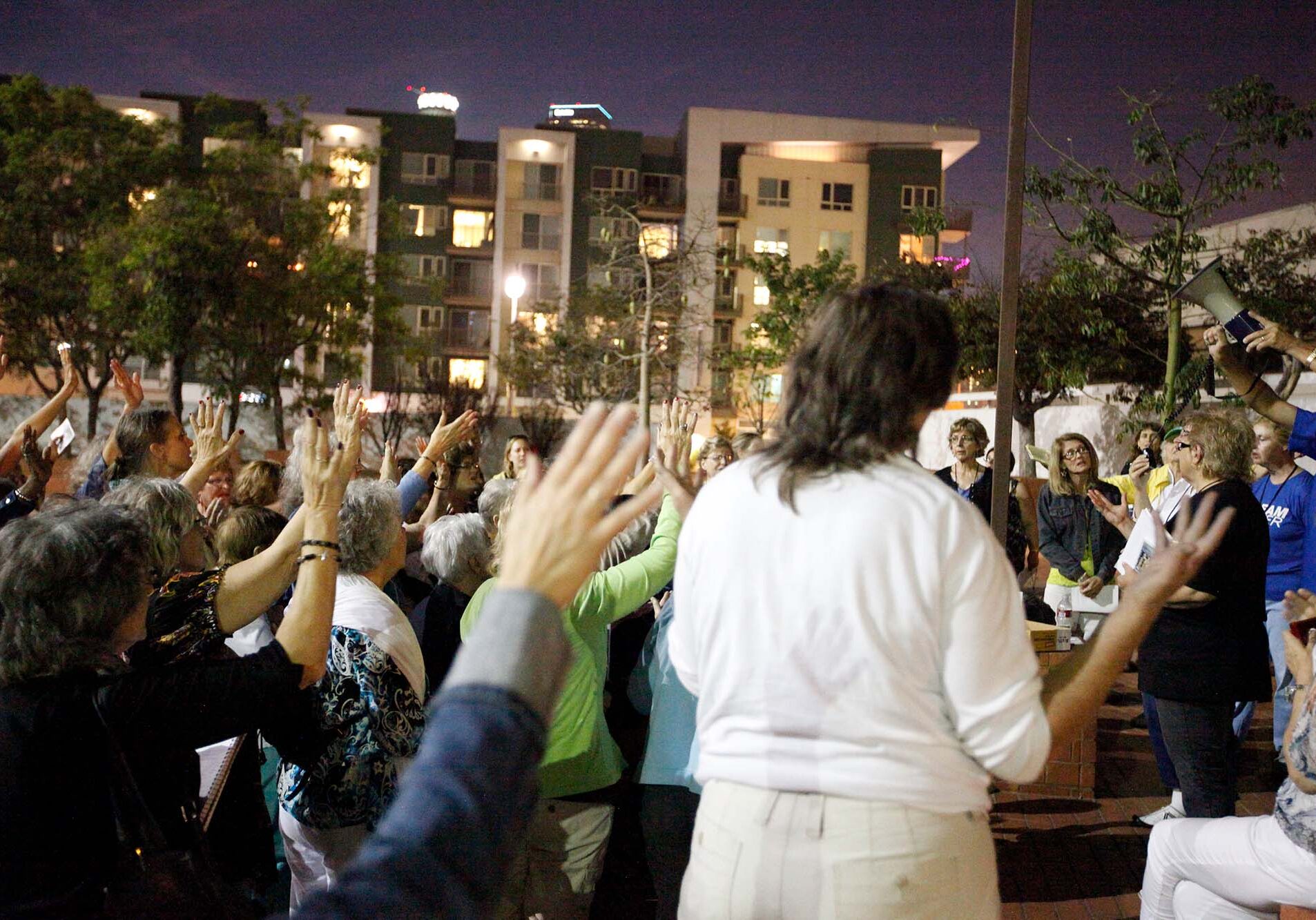 prayer-gathering-outdoor